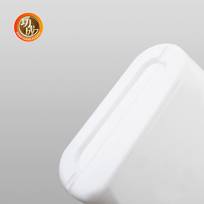 garrafas de óleo do motor do HDPE de 1500ml 2000ml com o cartucho do óleo de motor das tampas